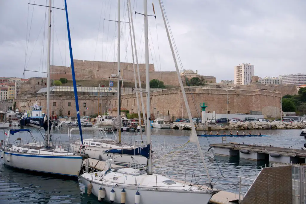 Alter Hafen, auch Vieux Port, in der französischen Hafenstadt Marseille