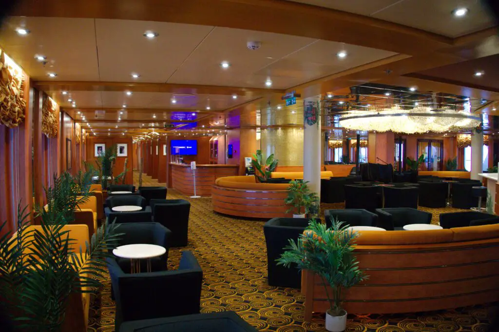 Lounge auf der MSC Armonia