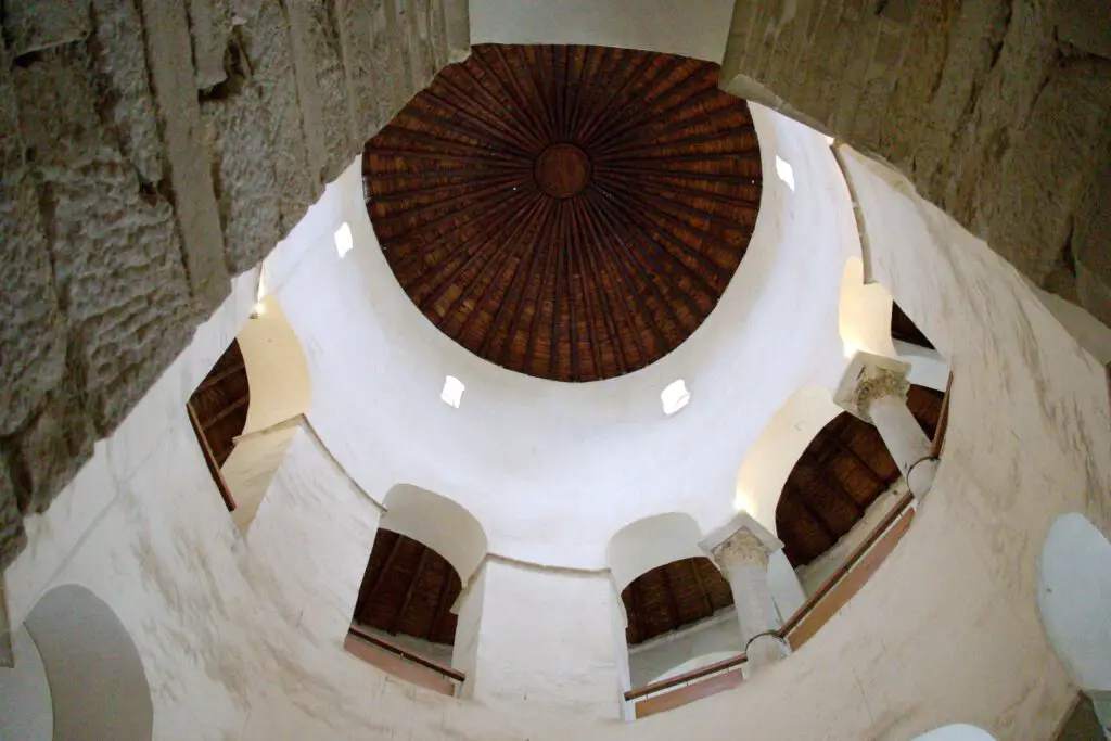 Innere der Kirche St. Donatus in Zadar