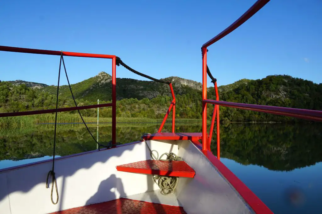 Bootsfahrt auf dem Skadar See in Montenegro