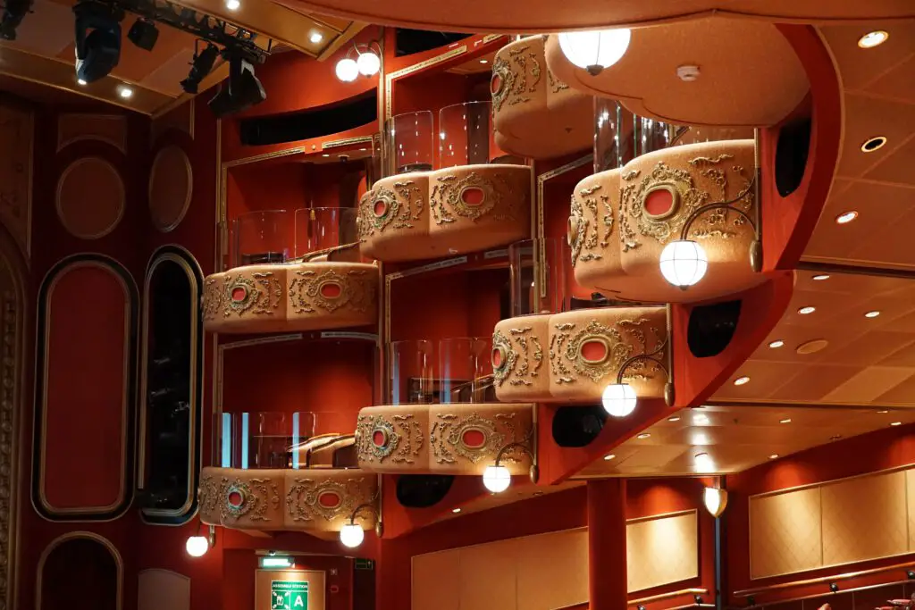 Theater auf der Queen Victoria der Cunard Line