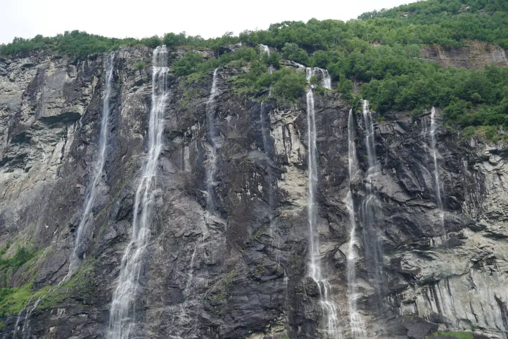 Wasserfälle im Geirangerfjord