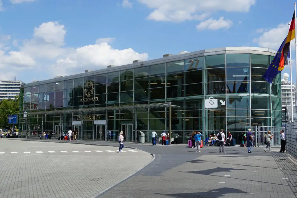 Kreuzfahrt Terminal Ostseekai in Kiel