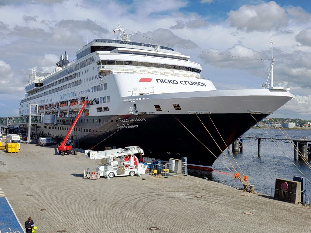 Vasco Da Gama Kreuzfahrtschiff in Kiel